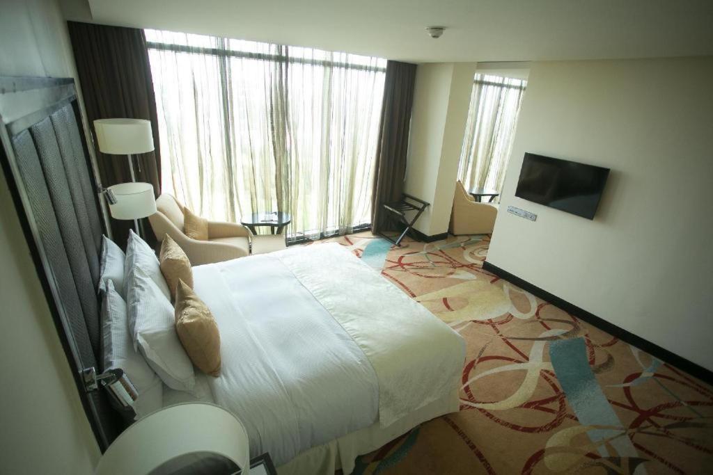 Hotel Pearl Of Africa